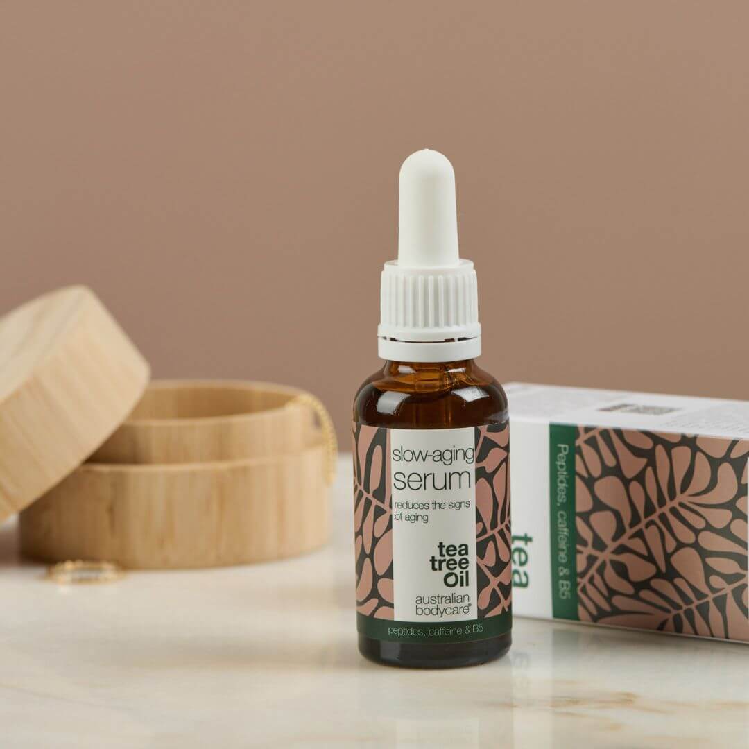 4–pak anti–age produkter til moden hud (50+) - Anti–age Serum, Peeling Serum, rens og ansigtscreme mod rynker