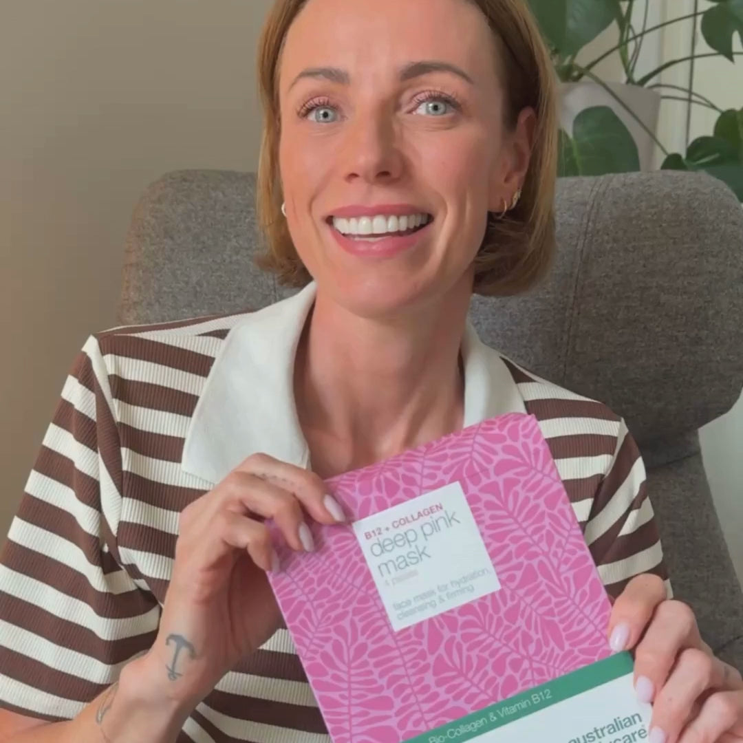 Video af Lisbeth Østergaard, der påfører Australian Bodycare Vitamin B12 Kollagen Ansigtsmaske – en fugtgivende og opstrammende hudplejemaske.