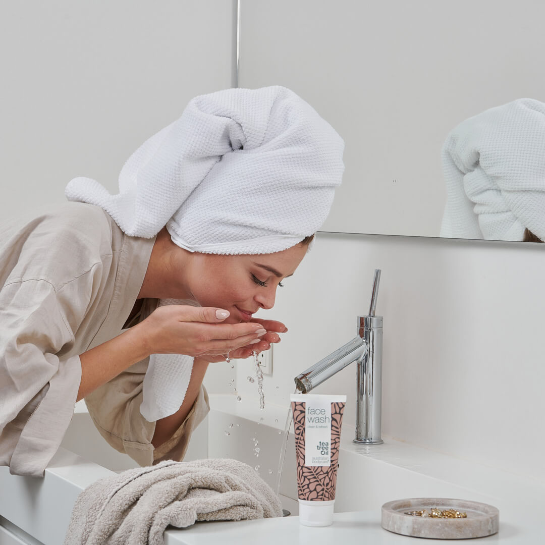 Ansigtsrens til bumser og uren hud - Daglig ansigtsvask til fedtet og uren hud til både mænd og kvinder