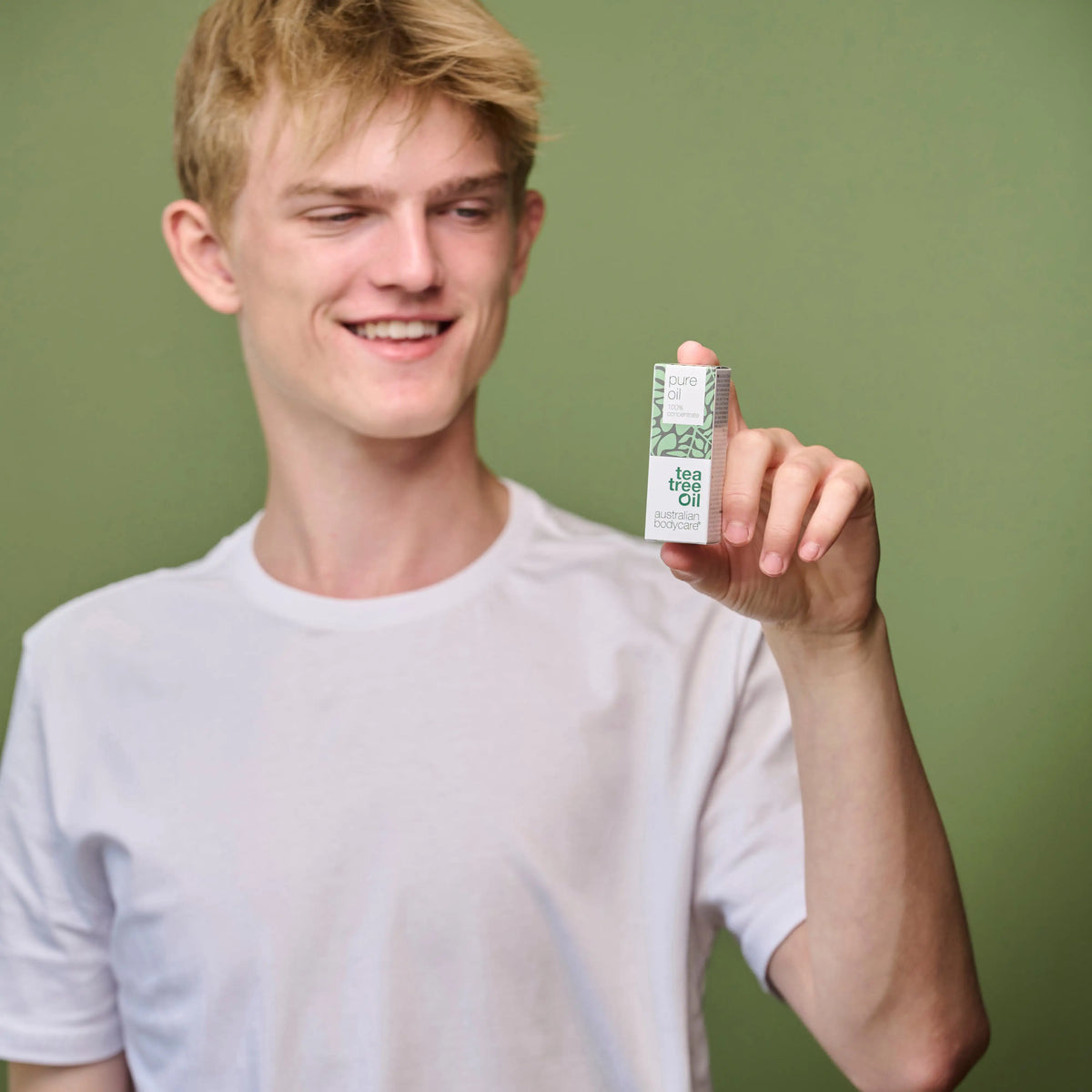 Bruk Tea Effektiv brug af tea tree olie i diffuser for sundt indendørs miljø