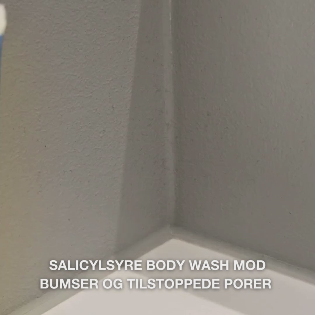 Salicylic acid Body Wash til daglig pleje af bumser, knopper og tilstoppede porer på kroppen. Indeholder salicylsyre, niacinamid og fugtgivende glycerin.