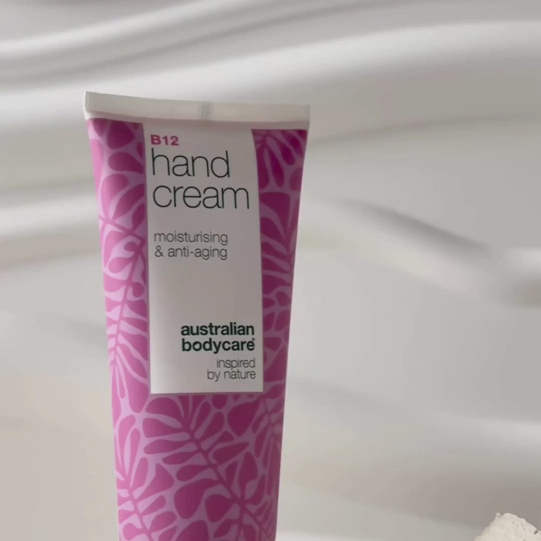 B12 Håndcreme til tørre og rynkede hænder – fugt og pleje — Få ungdommelige, bløde hænder med B12 Håndcreme.
