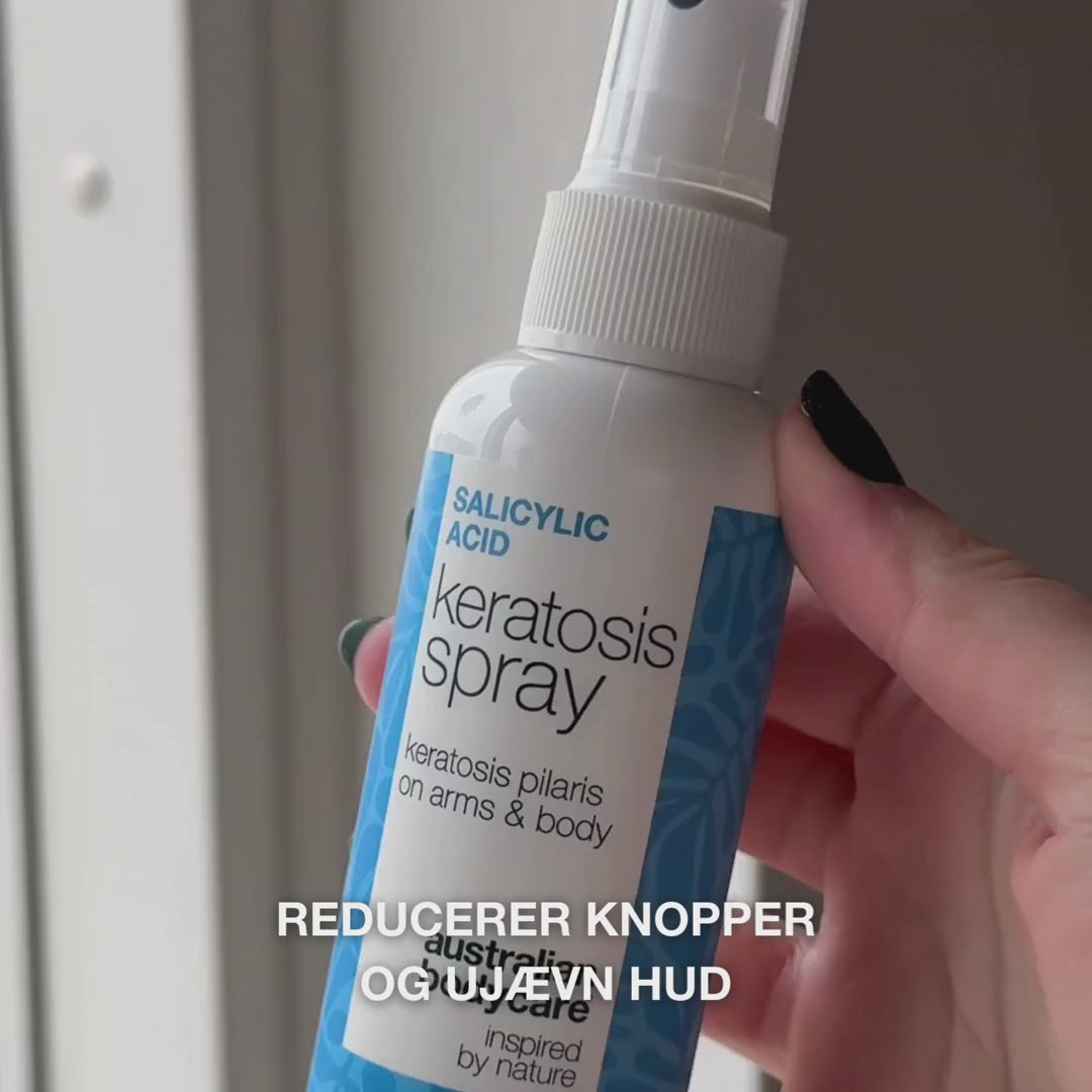 Keratosis Pilaris Spray mod knopper og ru hud på kroppen — Keratosis pilaris spray reducerer knopper og ujævn hud. Bruges dagligt – indeholder effektiv salicylsyre.