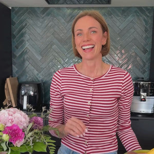 Video af Lisbeth Østergaard med Australian Bodycare Kollagenpulver med B12 og C-vitamin – marint kollagenpulver til hud, elasticitet og daglig brug i mad og drikke.